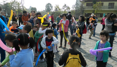 幼儿园小班亲子游戏运动介绍